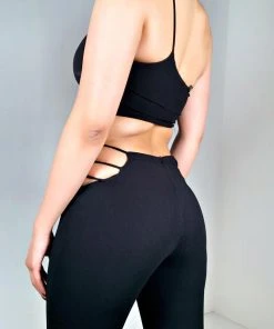 ALL OF ME ON SHOULDER TANK -akira shop all of me on shoulder tank black 4