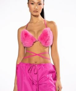 SUCH A DOLL FAUX FUR BRALETTE -akira shop barbz faux fur bralette pink 4 4