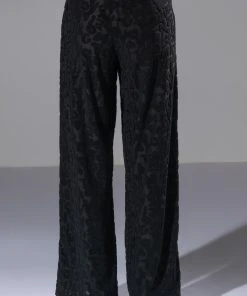 BE HERE TEXTURED WIDE LEG SWEATPANT -akira shop be here textured wide leg sweatpant black 7 7 c1