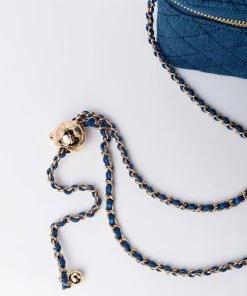 DENIM QUILTED CROSS BODY BAG -akira shop denim quilted cross body bag light blue denim 3