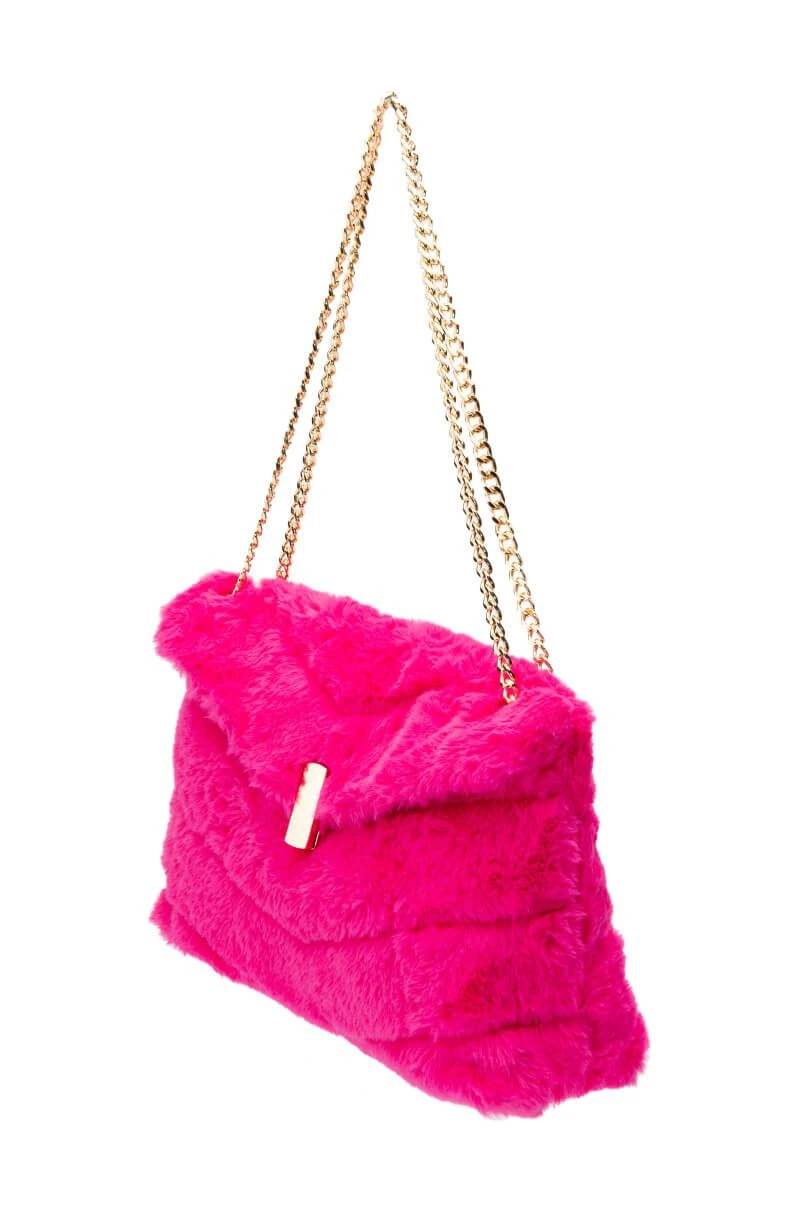 DIVINE FUCHSIA FAUX FUR PURSE 5 DIVINE FUCHSIA FAUX FUR PURSE - Image 3