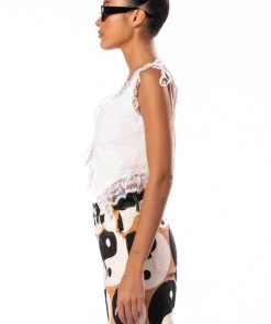 DREAMY TIE FRONT LACE DETAIL SLEEVELESS BLOUSE -akira shop dreamy tie front lace detail sleeveless blouse white 4 4