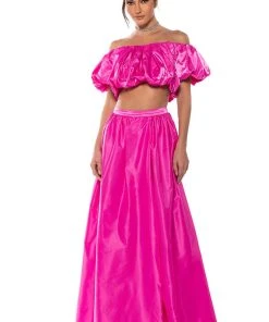 DRESS LIKE ROYALTY VOLUME CROP TOP -akira shop dress like royalty volume crop top pink 4 4