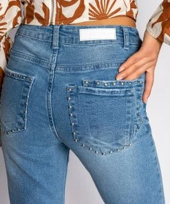 ELEVATED MID RISE STUD SLIT STRAIGHT JEANS -akira shop elevated mid rise stud slit straight jeans medium blue denim 8 8