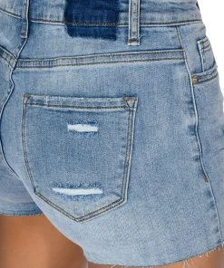 EVERYDAY MID RISE CUT OFF DENIM SHORT -akira shop everyday mid rise cut off denim short light blue 7 7
