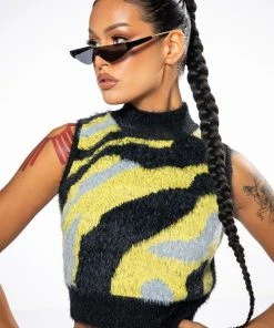 FEELING DANGEROUS SLEEVELESS CROPPED MOCK NECK SWEATER