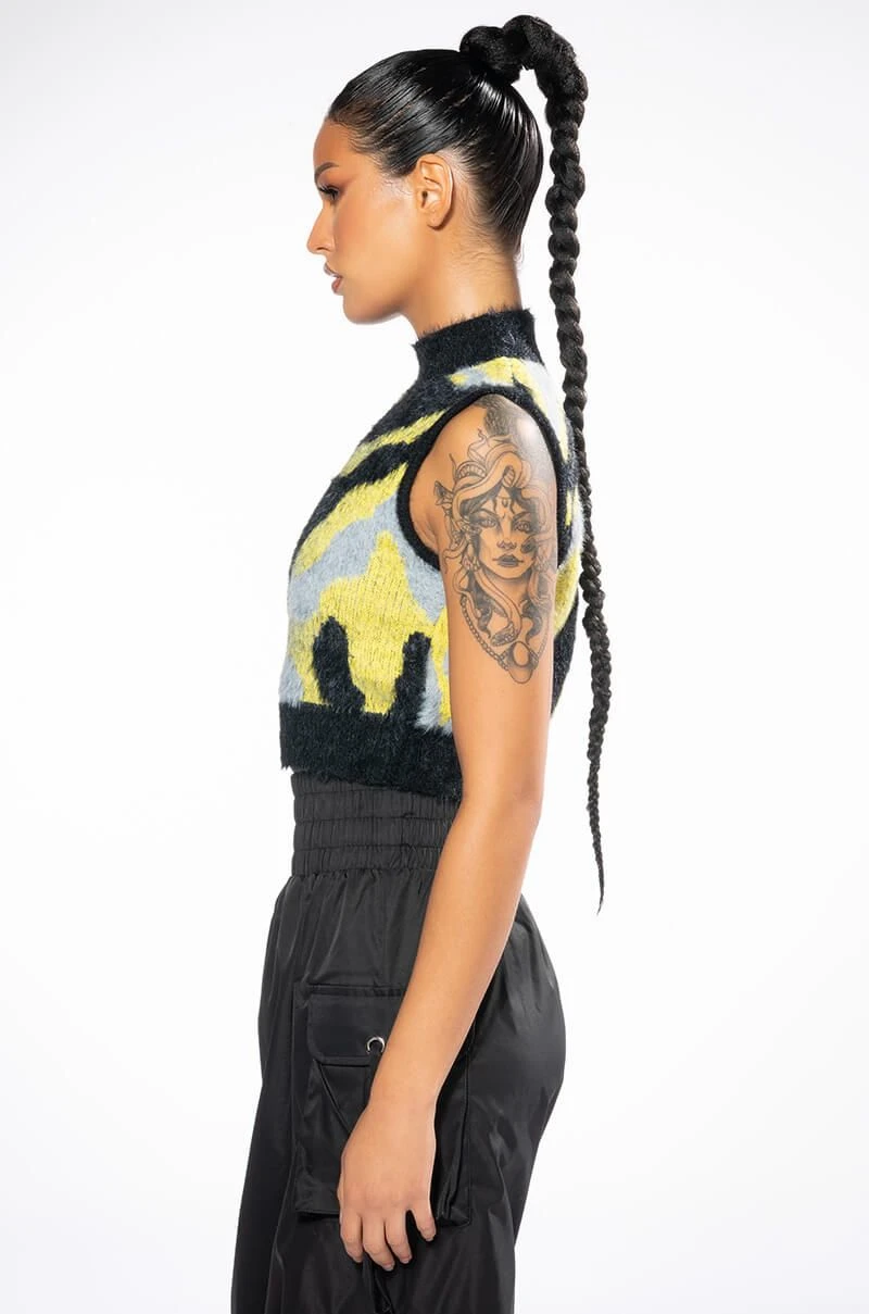 FEELING DANGEROUS SLEEVELESS CROPPED MOCK NECK SWEATER 8 FEELING DANGEROUS SLEEVELESS CROPPED MOCK NECK SWEATER - Image 6