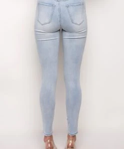 FLEX-FIT HIGH WAISTED SUPER STRETCHY SKINNY JEANS -akira shop flex fit high waisted super stretchy skinny jeans light blue denim 6 6