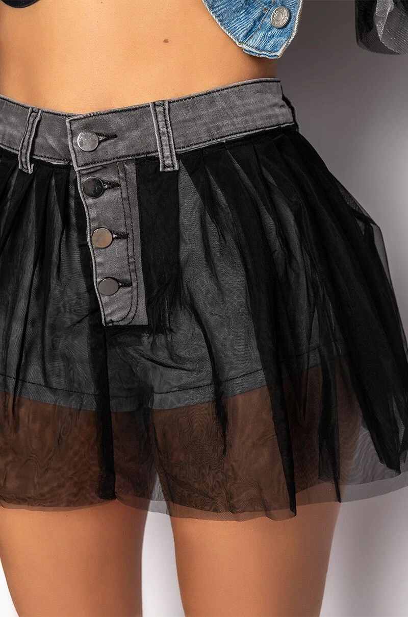 HOW SOON IS NOW TULLE DENIM SHORTS 9 HOW SOON IS NOW TULLE DENIM SHORTS - Image 7