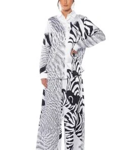 INTO THE NIGHT WIDE LEG PULL ON PANT -akira shop into the night wide leg pull on pant black white 3 3