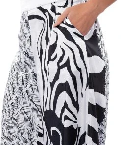 INTO THE NIGHT WIDE LEG PULL ON PANT -akira shop into the night wide leg pull on pant black white 9 9