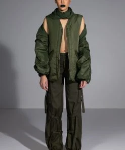 IT IS BACK CARGO PANTS -akira shop it is back cargo pants olive 4 4 c1