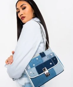 IZZY & ALY DENIM PATCH PURSE