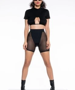 JEUNE POCKET DETAIL CUTOUT CROP TEE -akira shop jeune pocket detail cutout crop tee black 3 3