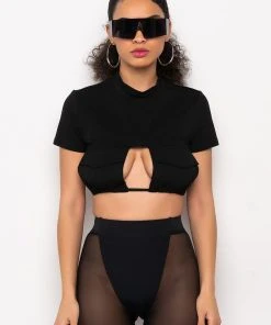 JEUNE POCKET DETAIL CUTOUT CROP TEE -akira shop jeune pocket detail cutout crop tee black 5 5