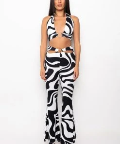 KARMA HALTERNECK RING DETAIL BRALETTE -akira shop karma halterneck ring detail bralette white black 6 6