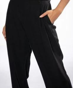 LOGAN WIDE LEG TROUSER IN BLACK -akira shop logan wide leg trouser in black black 7 7