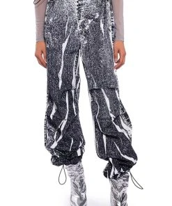 MACY FAUX DENIM LOOK PARACHUTE PANT -akira shop macy faux denim look parachute pant black 3 3