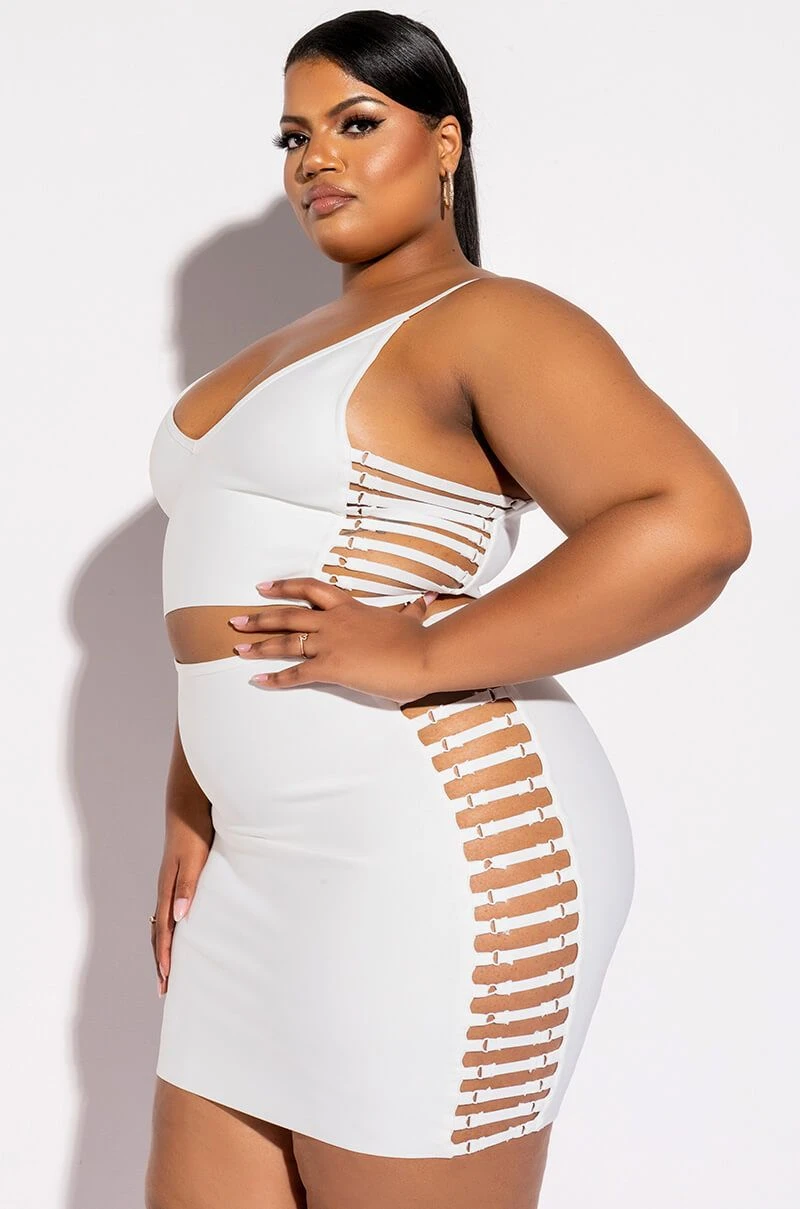 MISBEHAVED BANDAGE CUTOUT CROP TOP 4 MISBEHAVED BANDAGE CUTOUT CROP TOP - Image 2