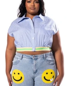 PLUS DIRTY MARTINI CROPPED SHORT SLEEVE POPLIN BLOUSE -akira shop plus dirty martini cropped short sleeve poplin blouse blue multi 3 3