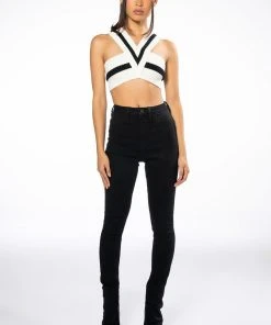 RUBY HIGH RISE SPLIT HEM SKINNY JEANS -akira shop ruby high rise split hem skinny jeans black 8 8