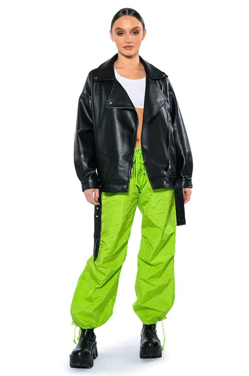 TOO LEGIT WIDE LEG CARGO PANTS 7 TOO LEGIT WIDE LEG CARGO PANTS - Image 5