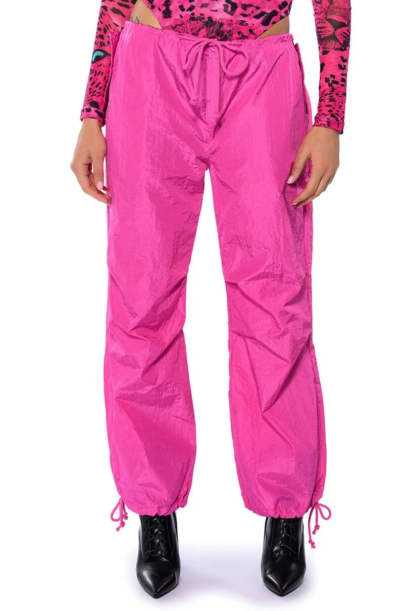 TOO LEGIT WIDE LEG CARGO PANTS 3 TOO LEGIT WIDE LEG CARGO PANTS