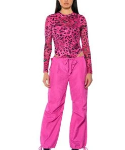 TOO LEGIT WIDE LEG CARGO PANTS 12 TOO LEGIT WIDE LEG CARGO PANTS -akira shop too legit wide leg cargo pants pink 3 3