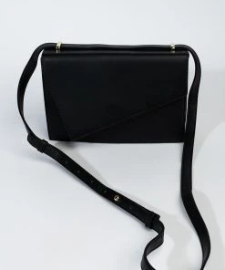 ULTIMATUM BLACK PURSE