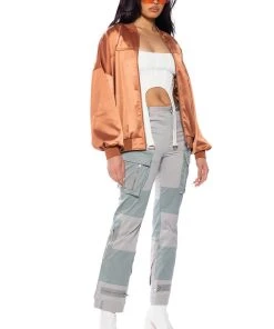 WILD ONES COLORBLOCK CARGO PANT 13 WILD ONES COLORBLOCK CARGO PANT -akira shop wild ones colorblock cargo pant grey 4 4