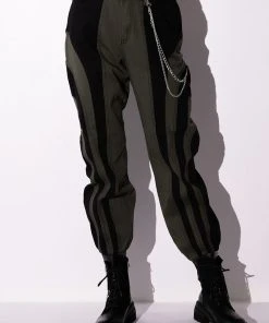 WONKA CHAIN DETAIL COLOR BLOCKED DENIM PANT -akira shop wonka chain detail color blocked denim pant black grey 4 4