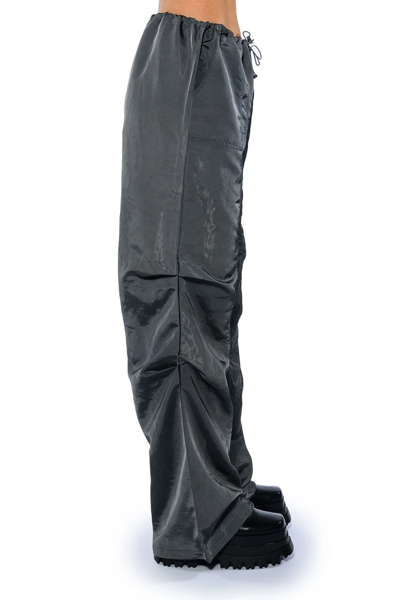 ZONA OVERSIZED PARACHUTE PANTS 9 ZONA OVERSIZED PARACHUTE PANTS - Image 7